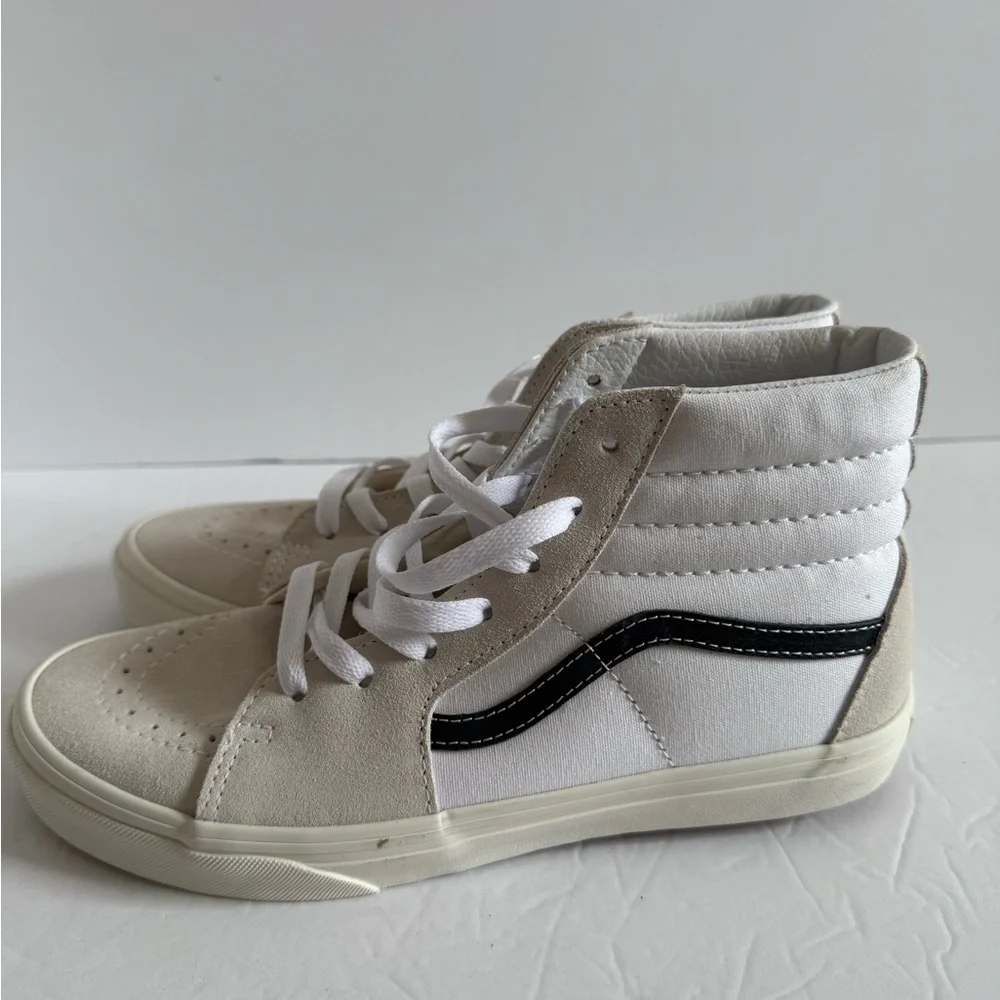 Vans juniors White and Tan Sneakers with Classic High-Top Design size 7
